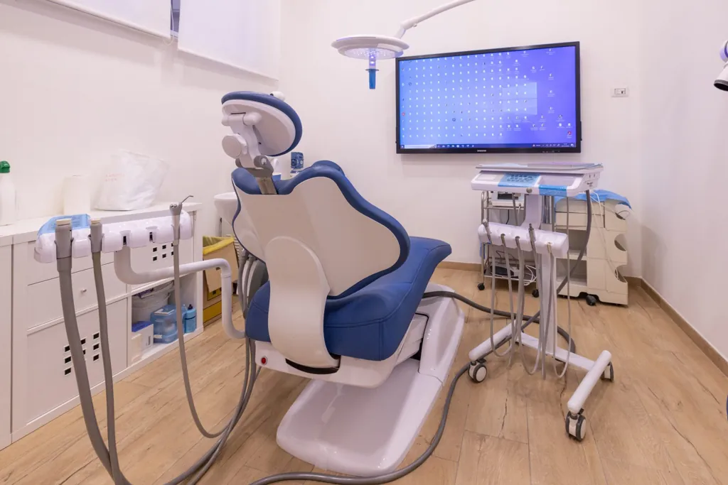 La prima sala operativa dello studio dentistico di Castelfranco di Sotto